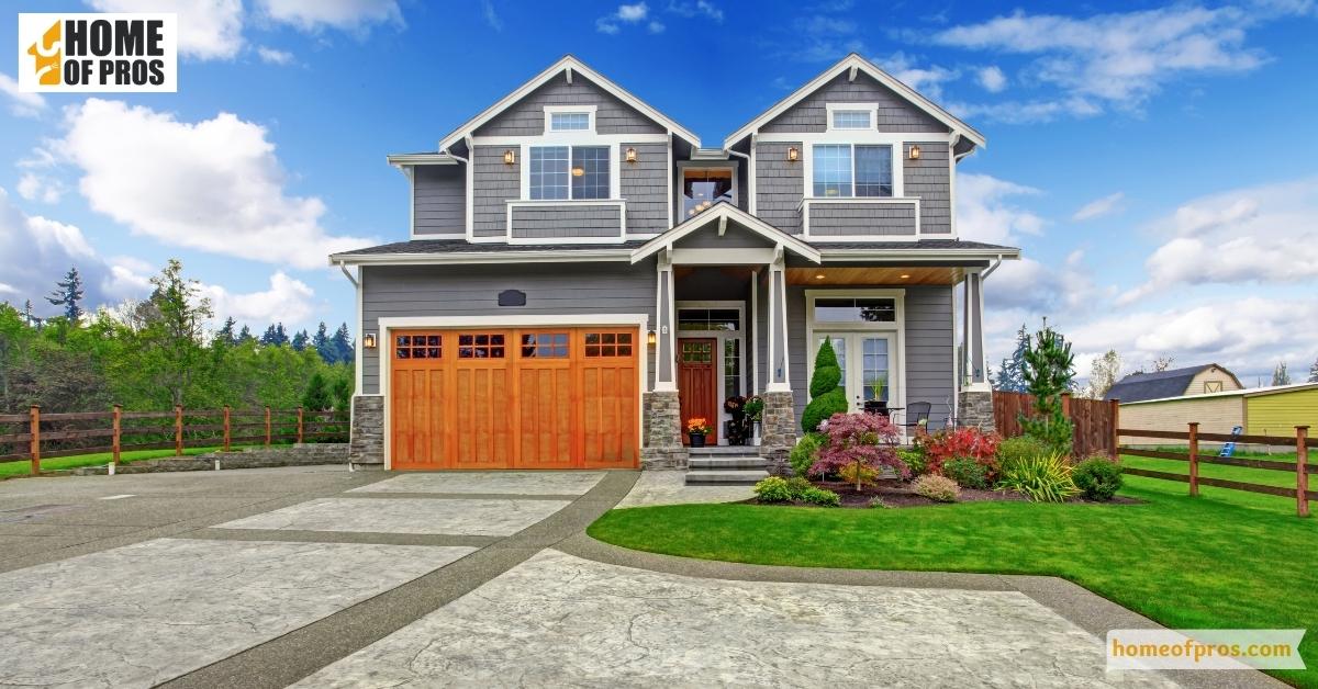 Enhancing Curb Appeal with Hip Roof Designs