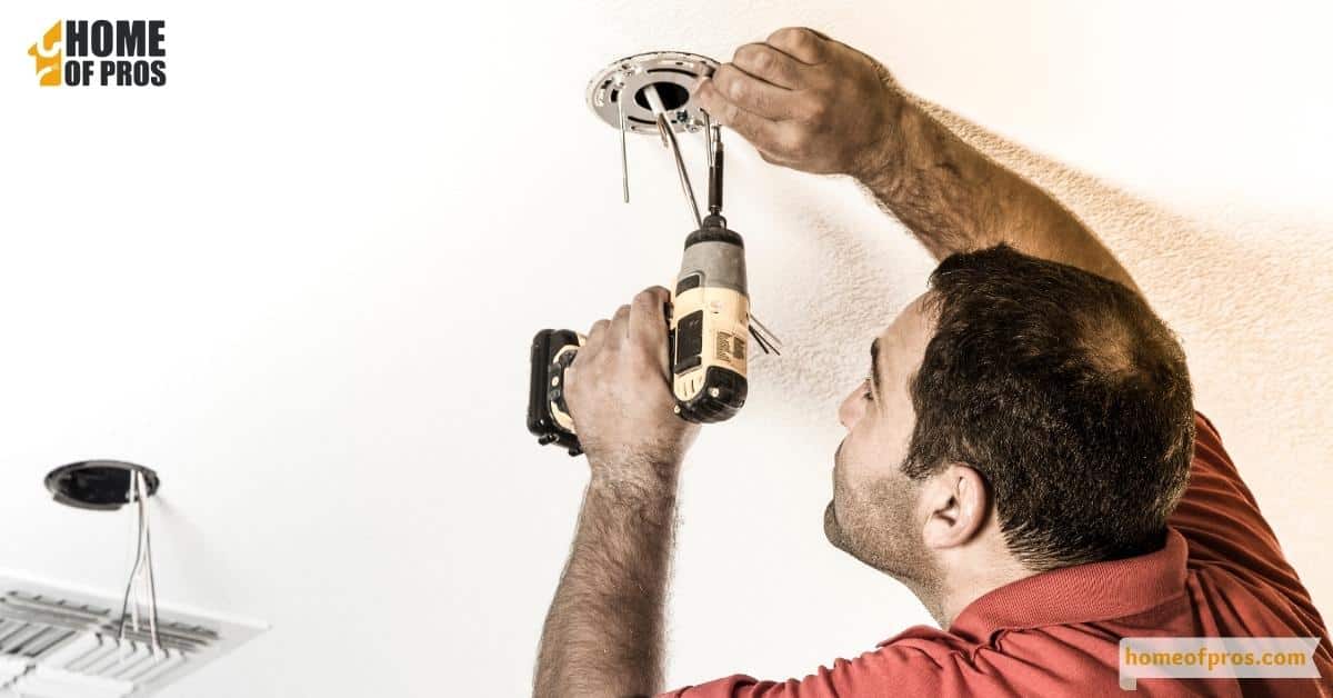 When to Call an Electrician for Assistance